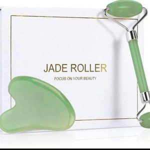 BRAND NEW Natural Green Aventurine Facial Massage